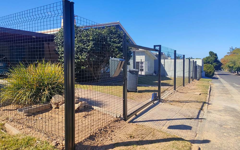 Fencing-after-_-barrier-Projects